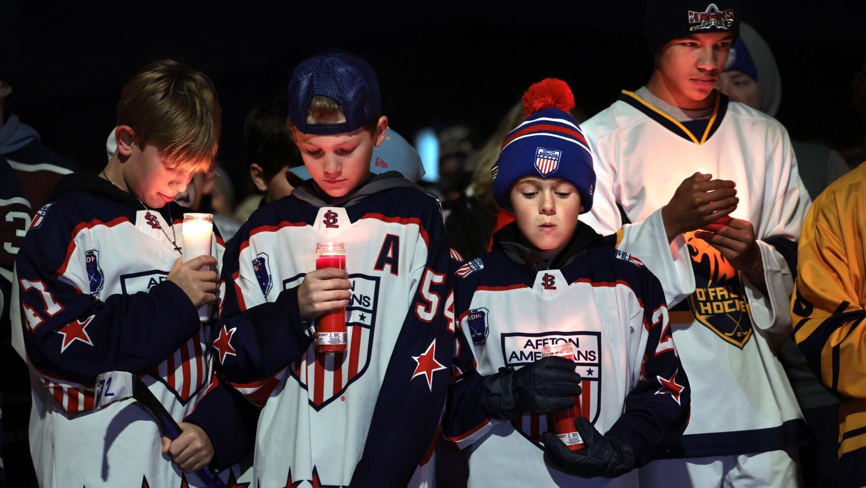 CBC hockey player dies after being hit by stray bullet on I-55